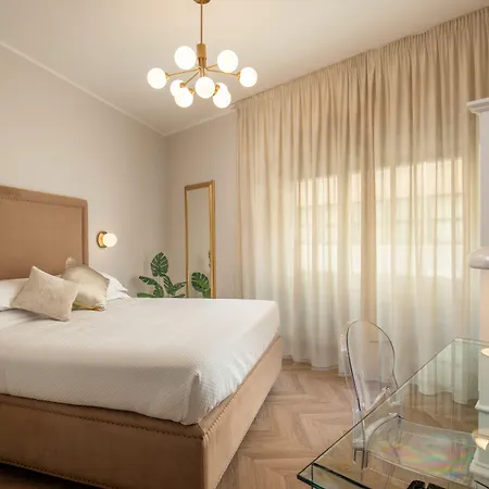 Hotel Gran Torino