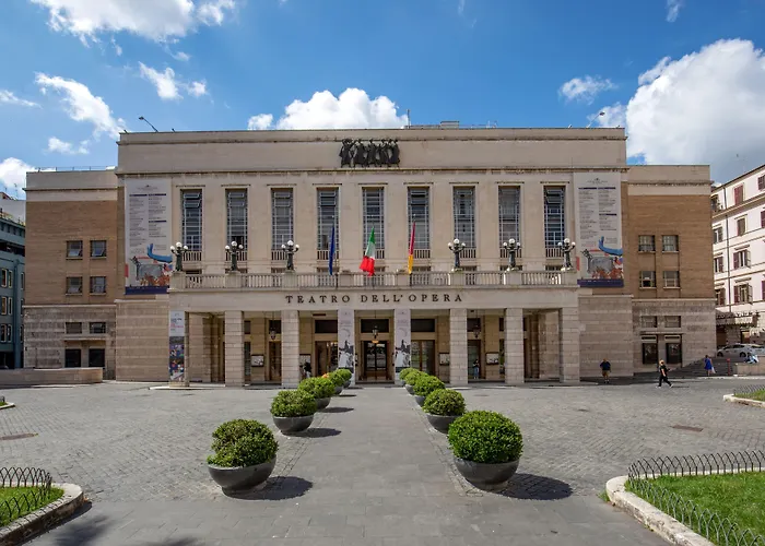 Otel Gran Torino