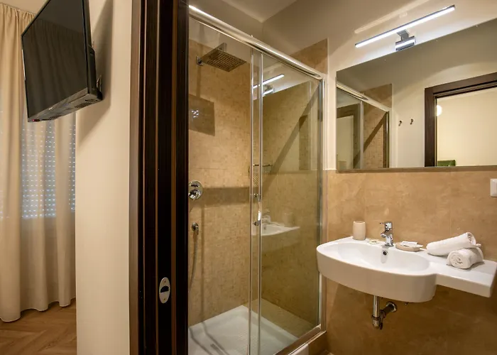 Otel Gran Torino